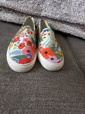 Women’s Keds Slip-On Canvas Sneakers with Multicolor Floral Print Size 7.5